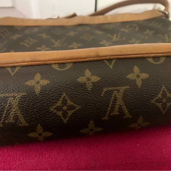 PRICE DROP Vintage 70”s Louis Vuitton handbag ❤️⭐️ - Picture 3 of 9